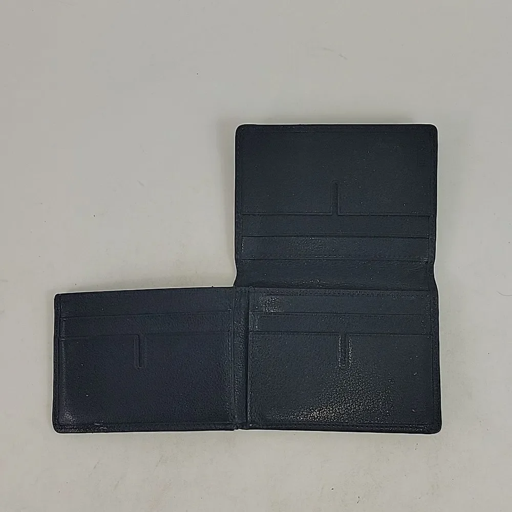 TUMI Delta Global - ID Lock Shielded Double Billfold Wallet